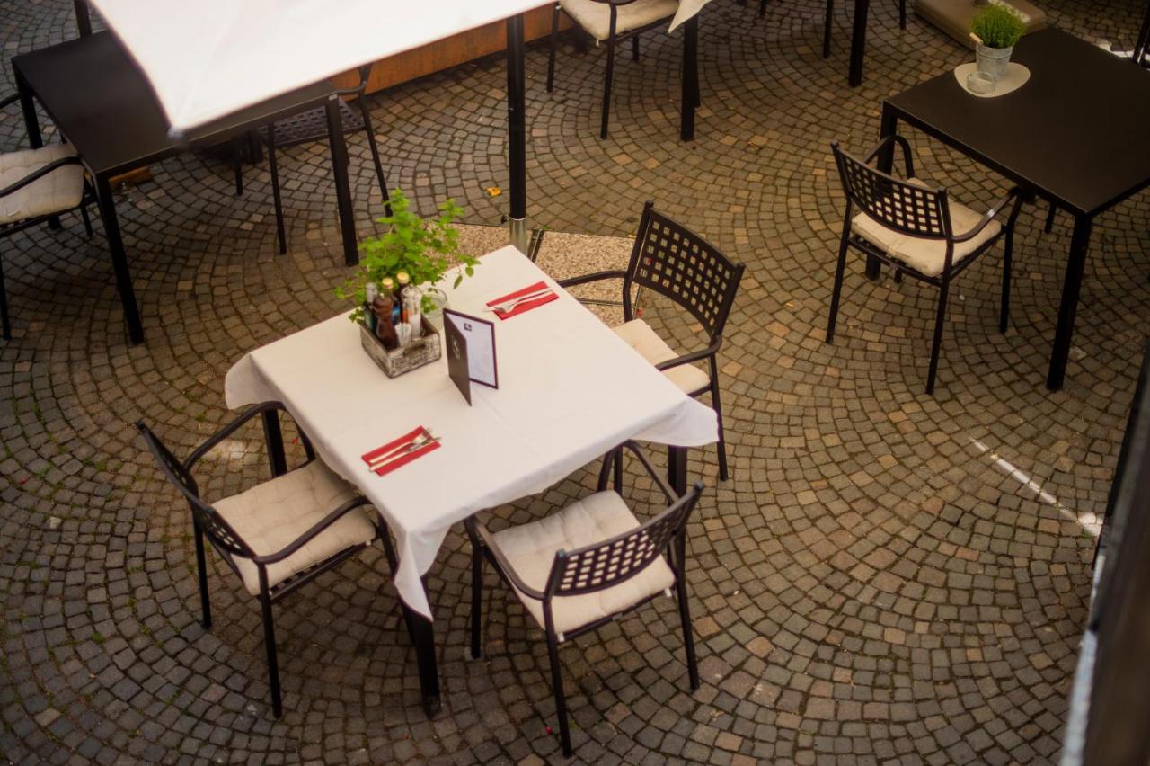 Roessl Bianco B&B&B Мерано Екстер'єр фото